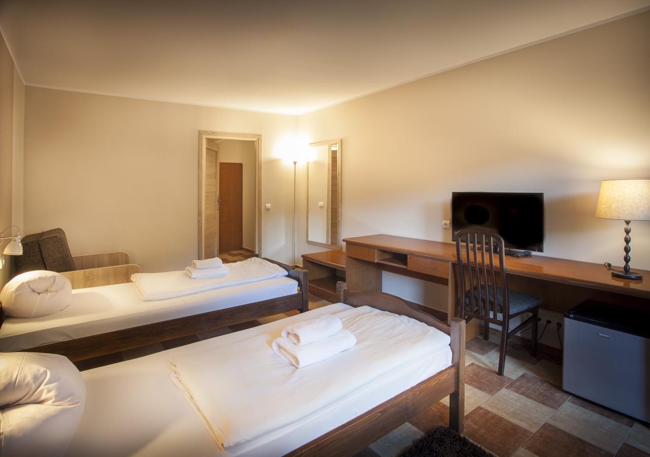 Hotel Las Piechowice Экстерьер фото