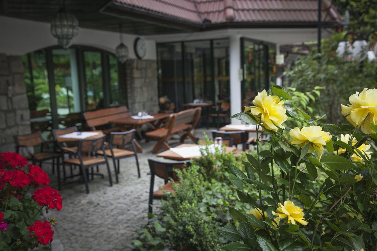 Hotel Las Piechowice Экстерьер фото
